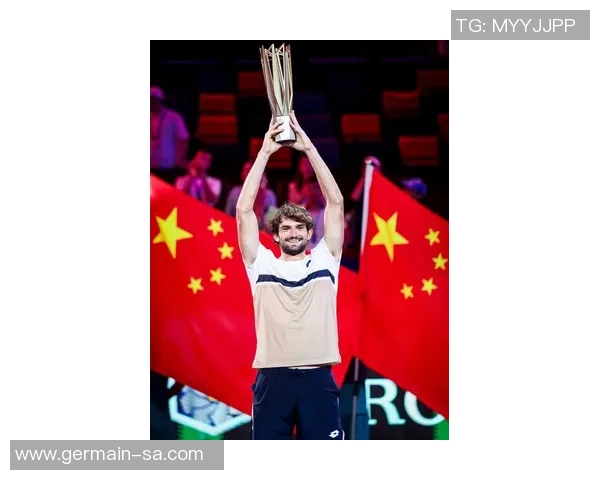 上海网球队在网球力量排行榜中荣登第四名展现强劲实力与潜力 上海网球队在网球力量排行榜中荣登第四名展现强劲实力与潜力