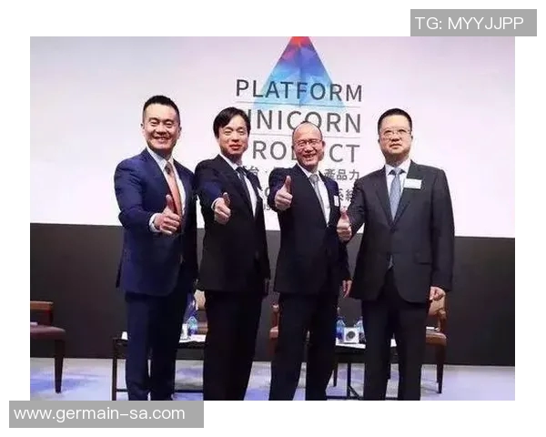 南京足球队在洲际杯中的灵活性表现引发热议展现战术多样性与团队协作能力 南京足球队在洲际杯中的灵活性表现引发热议展现战术多样性与团队协作能力