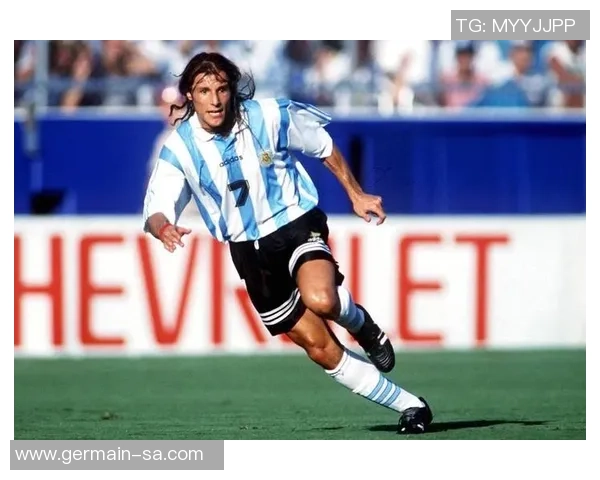 足球明星为何未能在赛场上展现风采背后的故事与原因分析 足球明星为何未能在赛场上展现风采背后的故事与原因分析