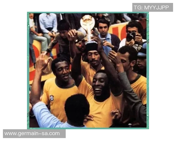 足球明星回忆青春岁月的精彩瞬间与奋斗历程视频集锦 足球明星回忆青春岁月的精彩瞬间与奋斗历程视频集锦