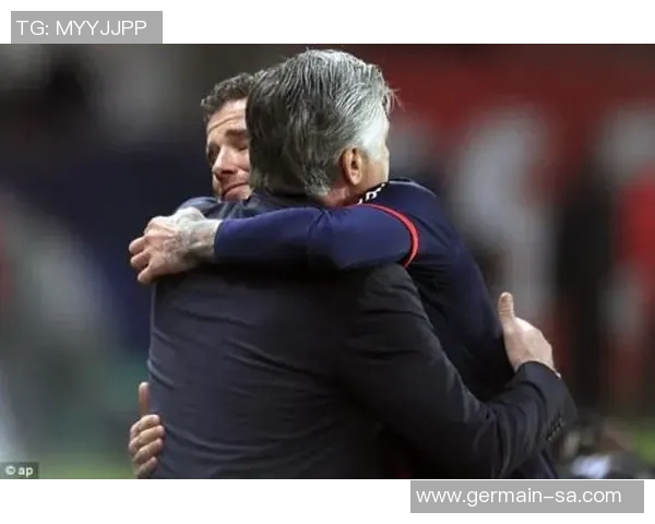 足球明星在赛场上泪洒瞬间感动无数球迷的真实视频回顾 足球明星在赛场上泪洒瞬间感动无数球迷的真实视频回顾